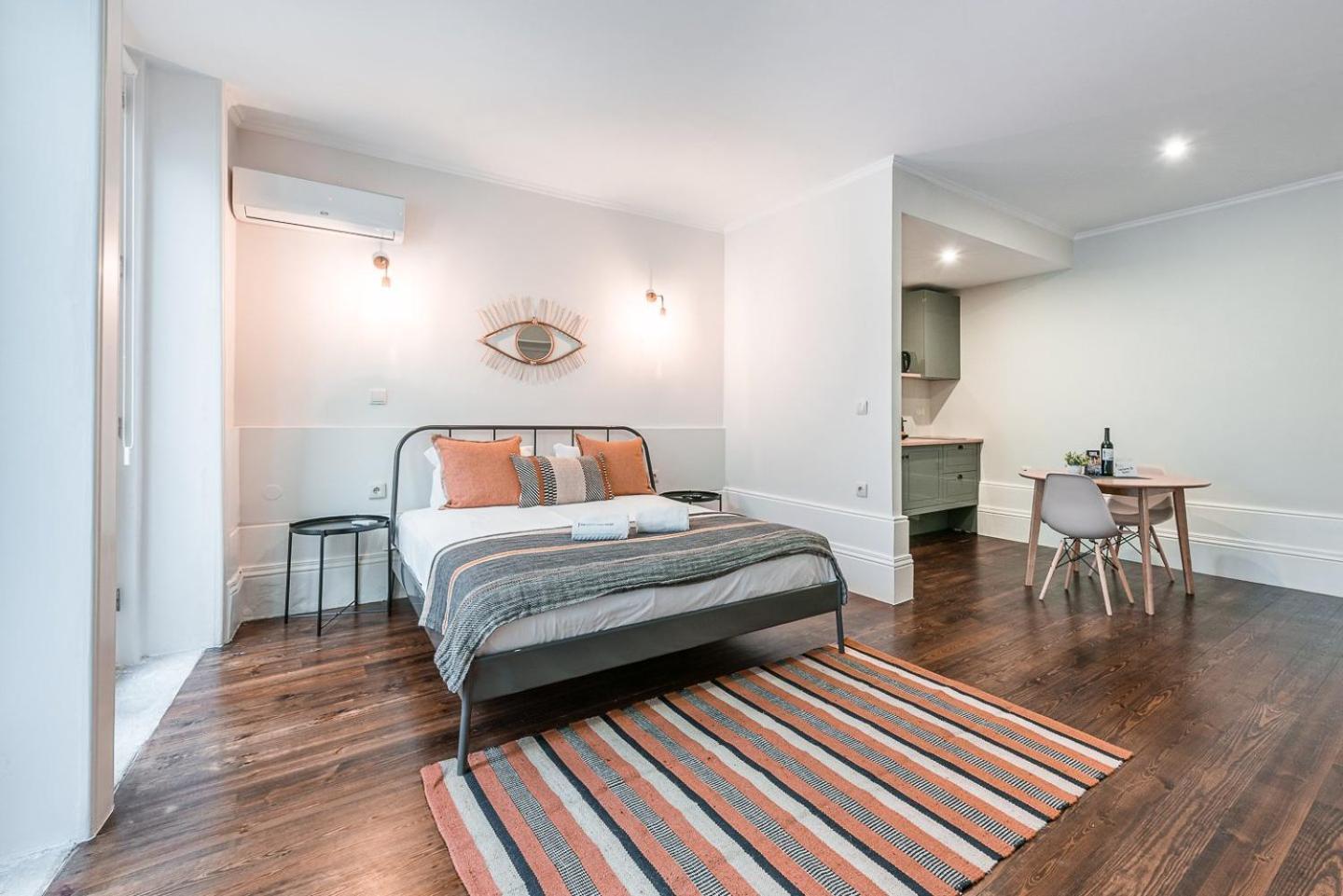 Апартаменты Guestready - Bourse Boutique Порту Экстерьер фото